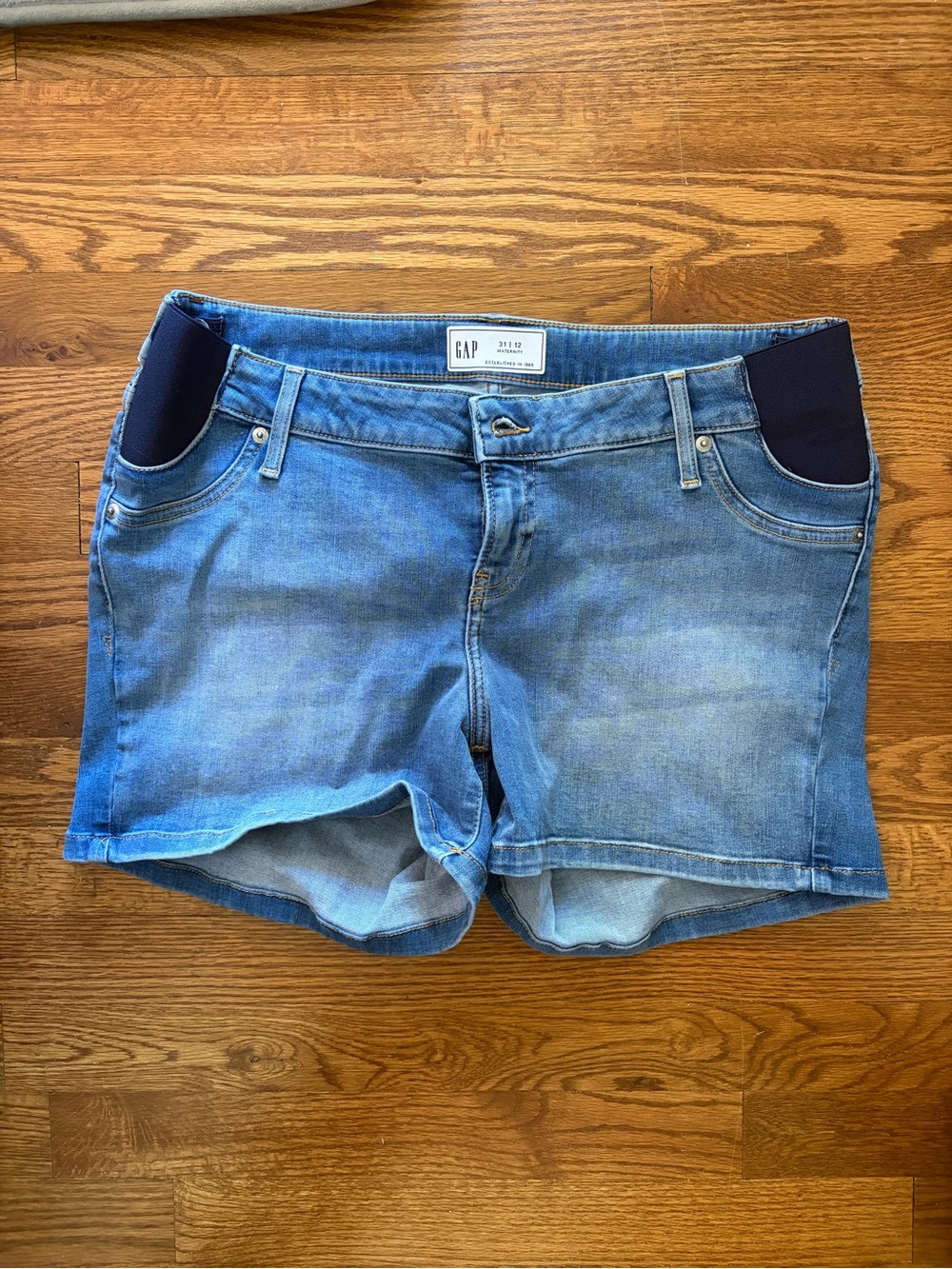 GAP maternity denim shorts